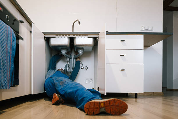 Professional Drain Cleaning technician working in Bridgeport, TX